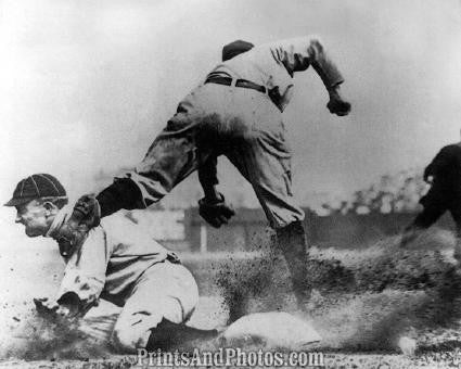 Detroit Tigers TY COBB Action  0362