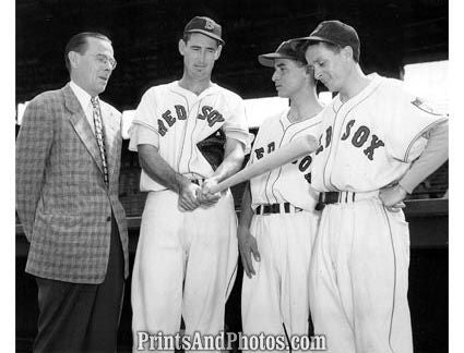 Red Sox TED WILLIAMS & Chilean Players 1469