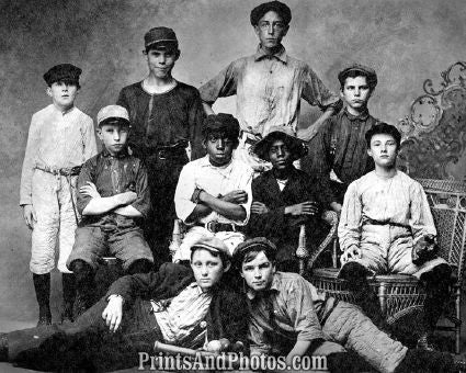 Old Childrens Baseball Team  5073