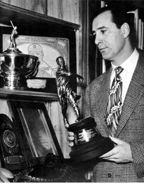 Tigers Hank Greenberg Trophy  7030