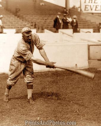 Pirates Honus Wagner Swinging Photo 7339